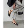 Жіночі шкіряні босоніжки чорного кольору з ремінцем і підбором 6 см