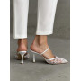 Елегантні босоніжки з перлинами тм LizMar текстильні білі з підбором 8 см
