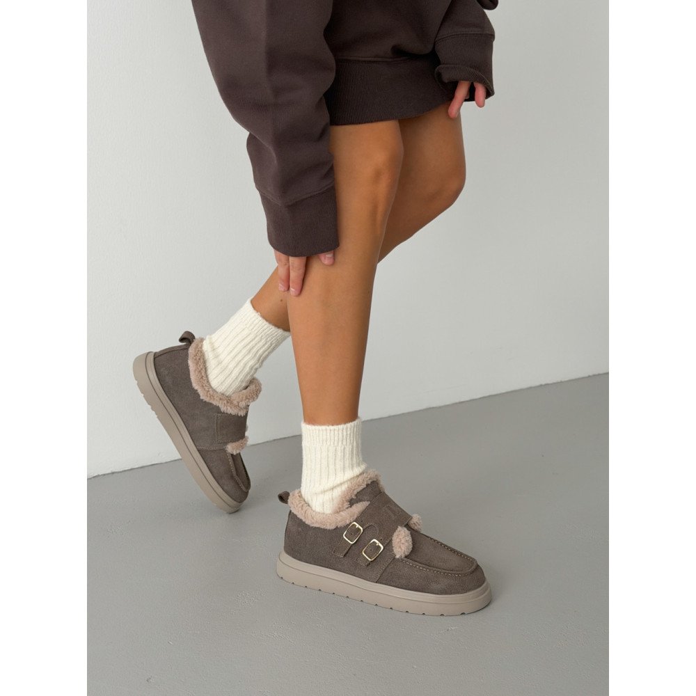 Зимові лофери barefoot замшеві темно-бежеві з хутром та ремінцями