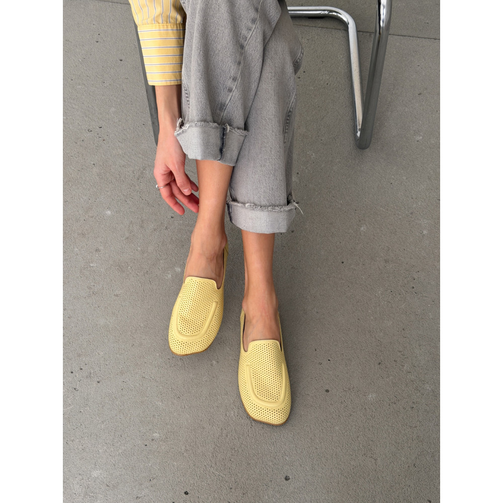 Жіночі лофери barefoot з перфорацією шкіряні жовті, натуральна шкіра, Україна