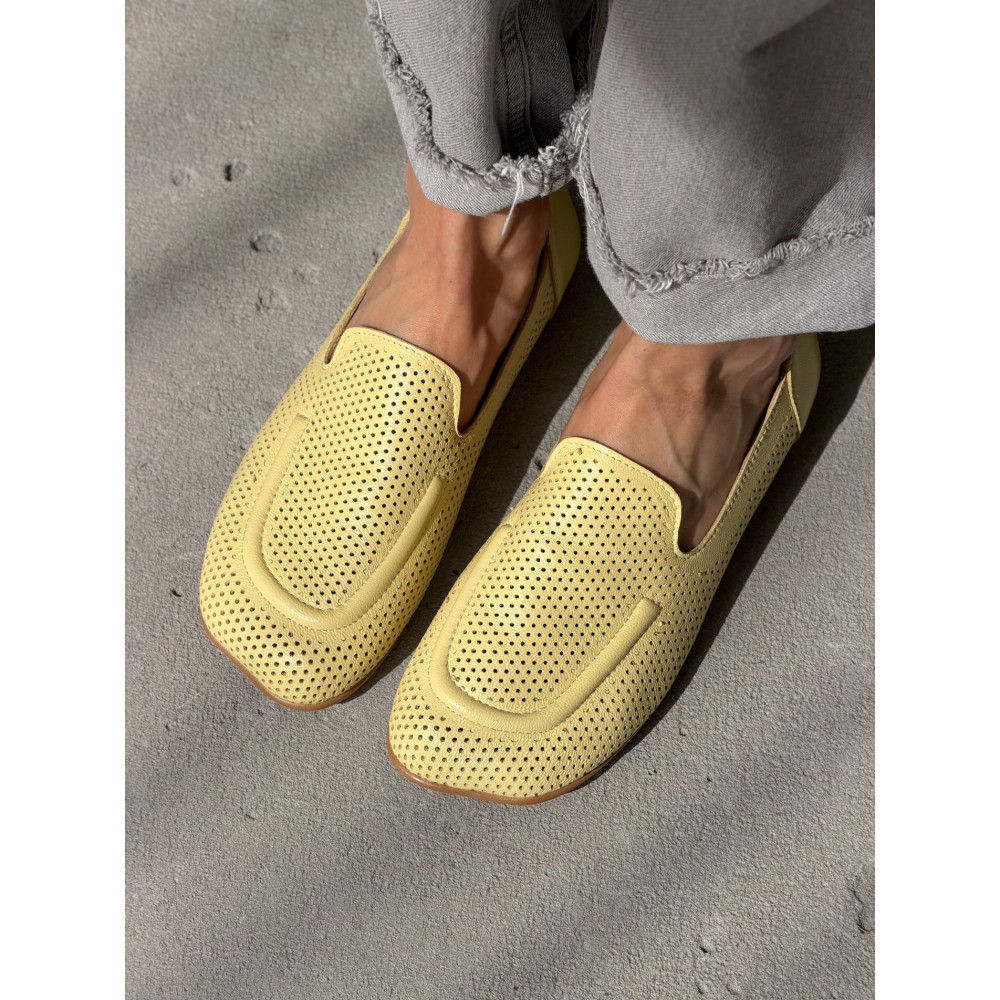 Жіночі лофери barefoot з перфорацією шкіряні жовті, натуральна шкіра, Україна