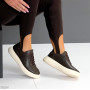 Люксові шоколадні жіночі кеди з натуральної шкіри на бежевій підошві