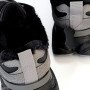 Трендовые черные зимние кроссовки с серыми вставками