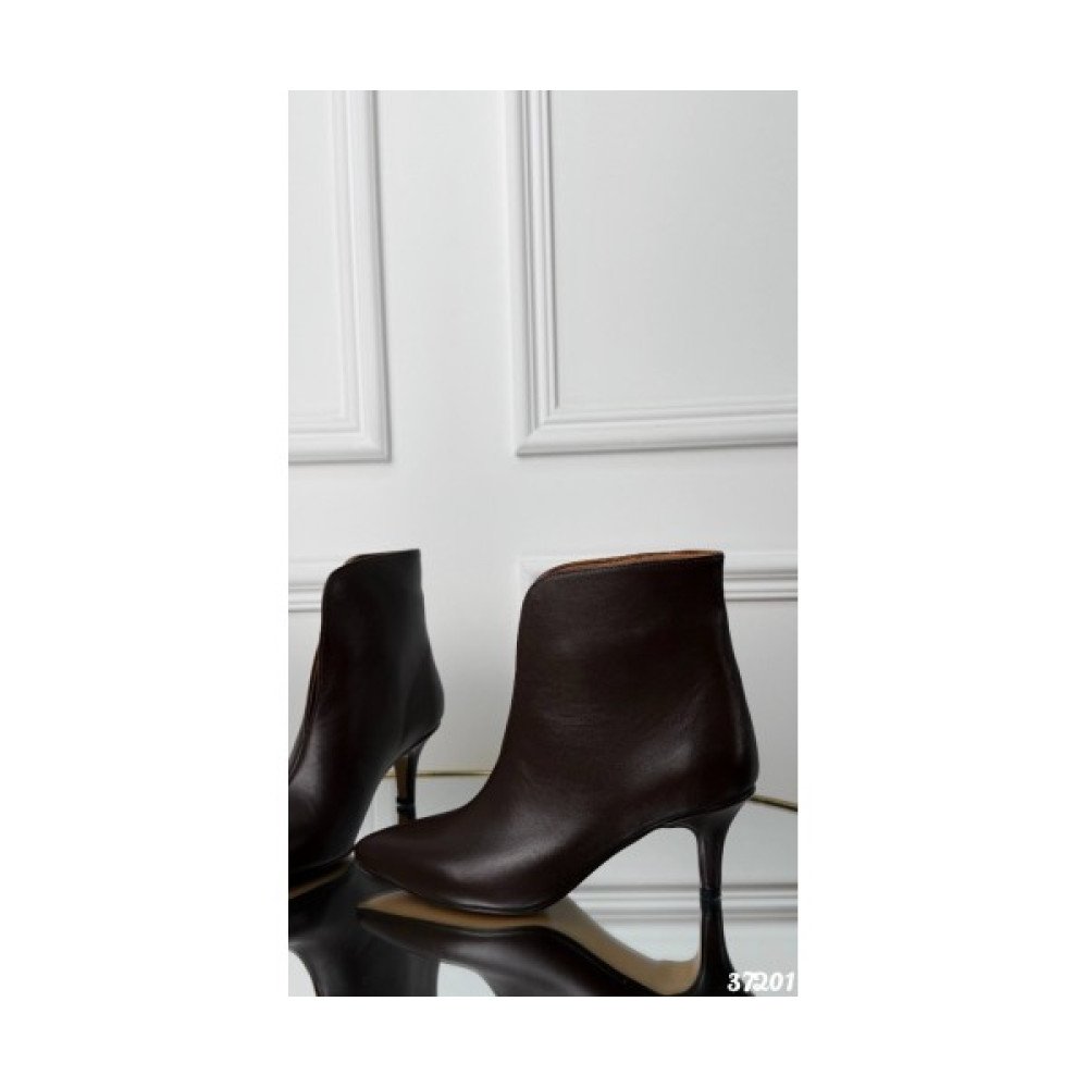 Ботильйони NinaMi шоколадного кольору з натуральної шкіри для демісезону